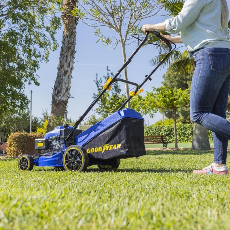 Cortacésped de Gasolina 4400W Autopropulsado - Goodyear GY53LM