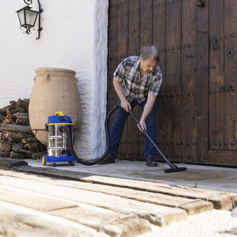 Aspirador con Cable Potente de 30L - Goodyear GY16VC Aspirador con Cable Potente de 30L - Goodyear GY16VC