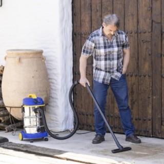 Aspirador con Cable Potente de 30L - Goodyear GY16VC Aspirador con Cable Potente de 30L - Goodyear GY16VC