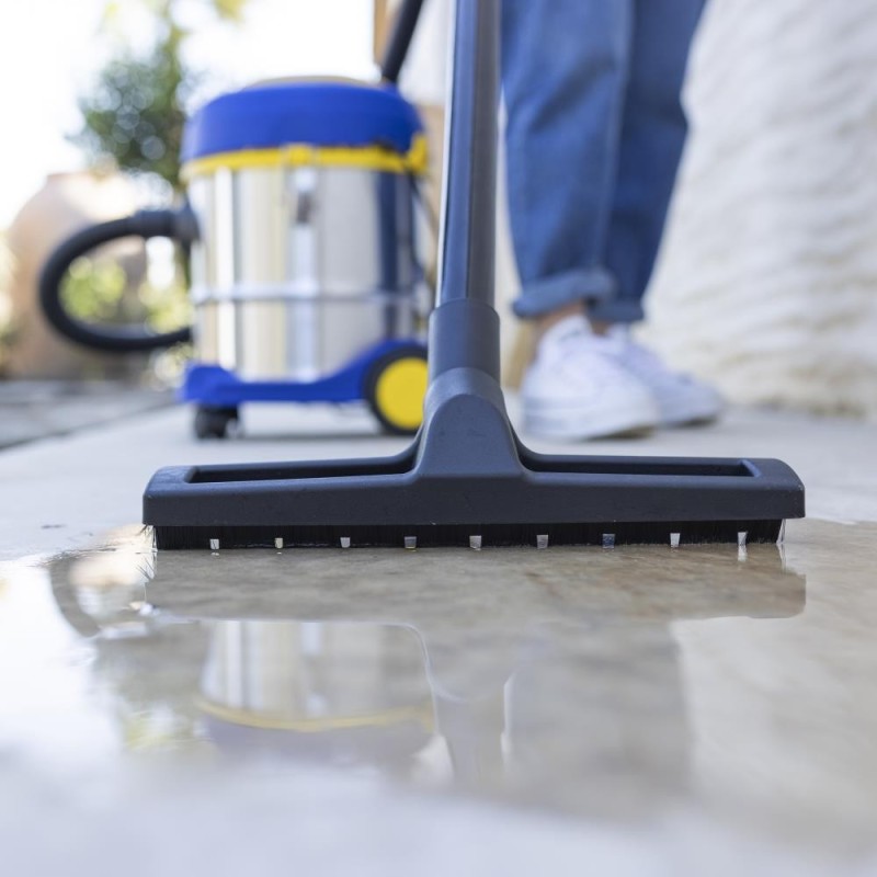 Aspirador para Sólidos y Líquidos de 20L - Goodyear GY12VC